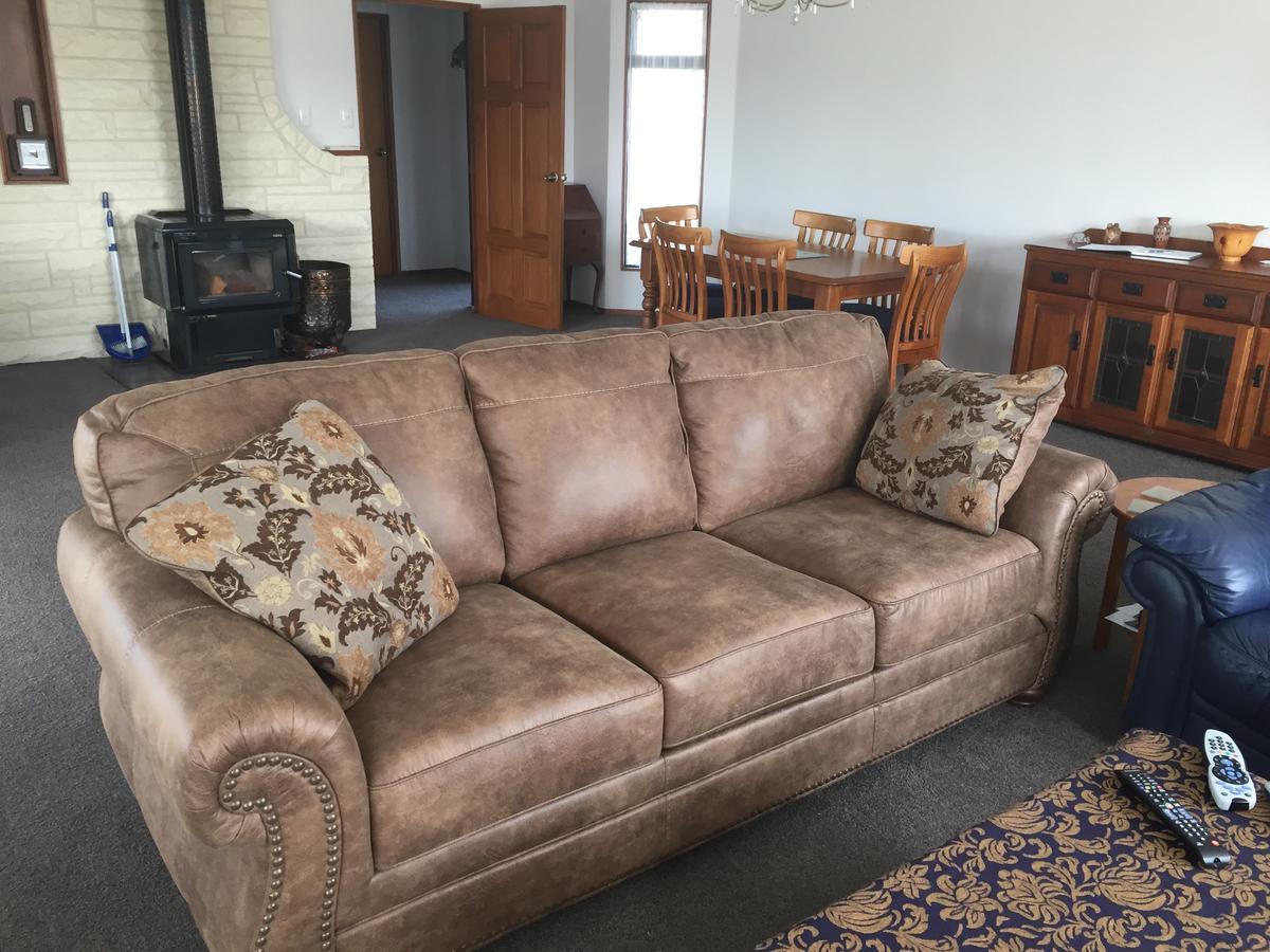 Ron And Tony'S Bed & Breakfast Tuatapere Экстерьер фото